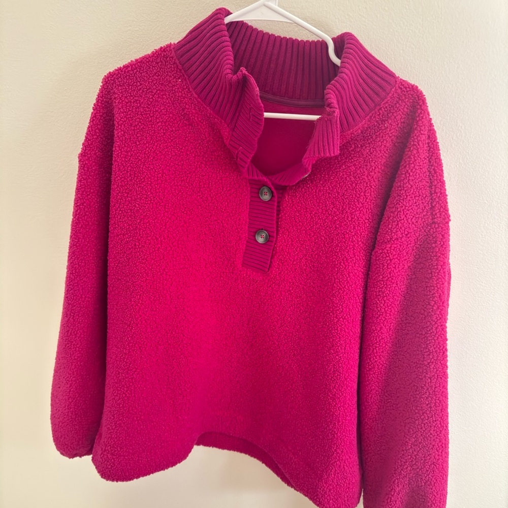 Fleece Maroon/Magenta Sweater